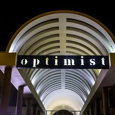 アパートホテル Optimist Tenerife