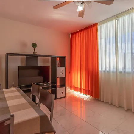 Optimist Tenerife Apart-hotel 4*